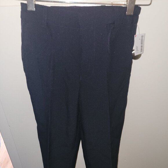 Suit - Picture 3 of 5